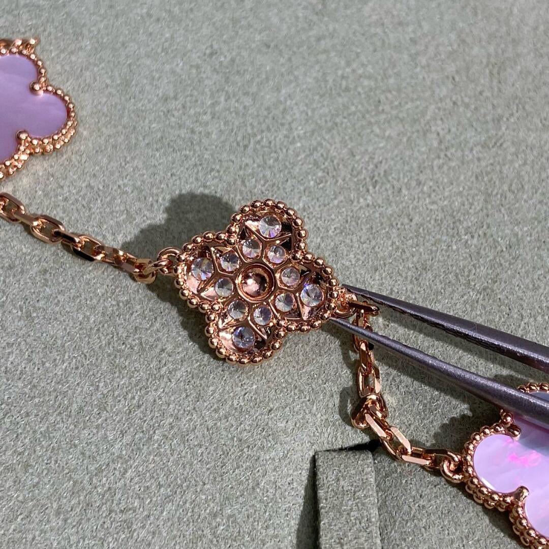 [ローラジュエリー]クローバー 10モチーフ ダイヤモンド ピンク モップネックレス