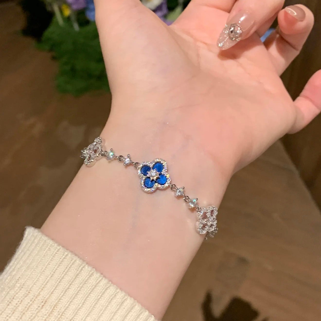 [Lora-Jewelry]BRACELET TRÈFLE 5 MOTIFS ROSE BLEU ROUGE BLANC 