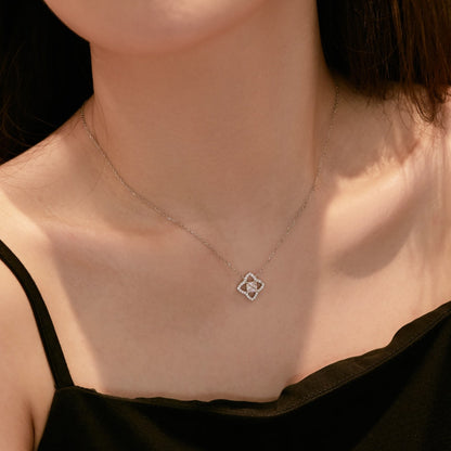 [Lora-Jewelry] Collier exquis en forme de fleur taille princesse