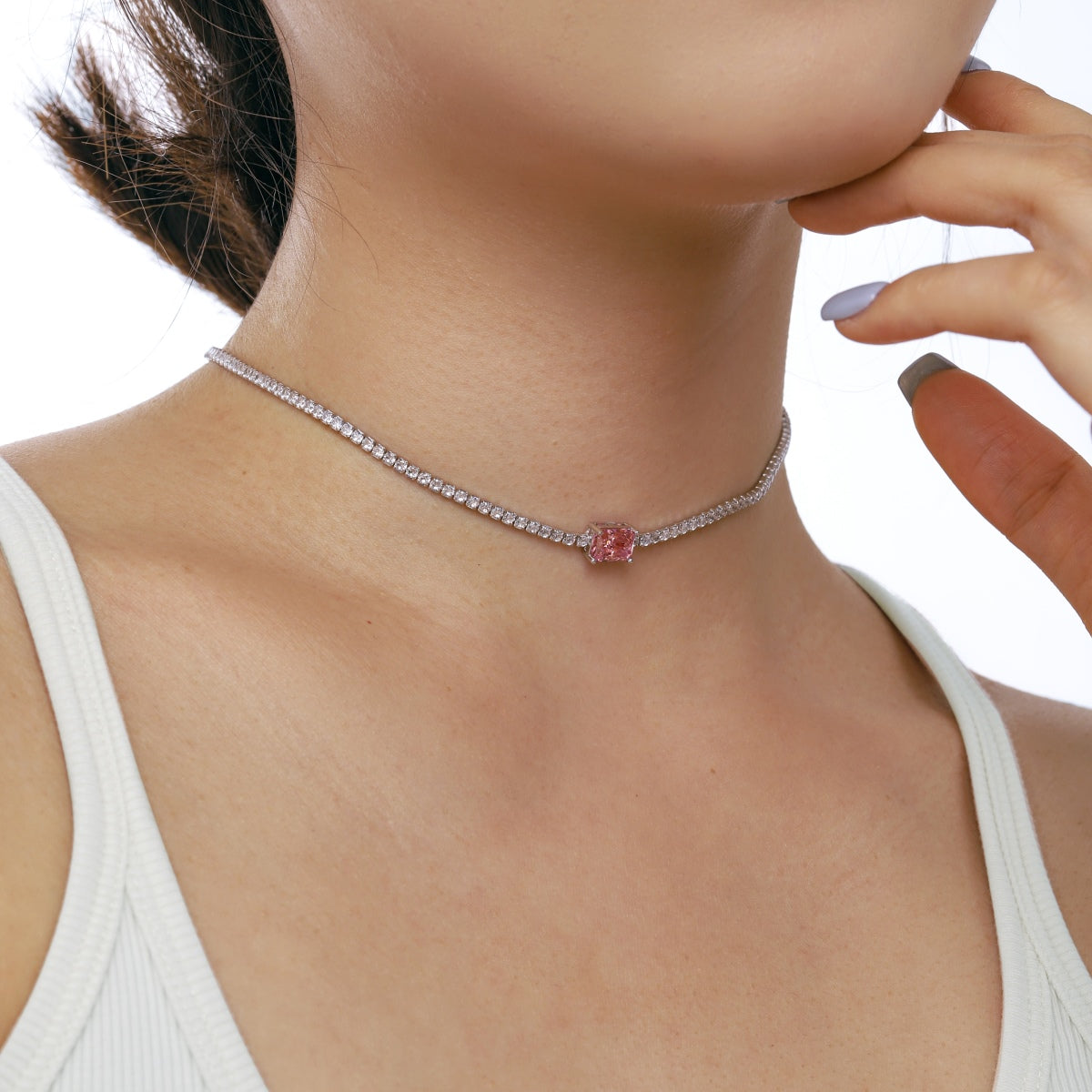[Lora-Jewelry] Collier orné d'émeraude taille 2,0 carats