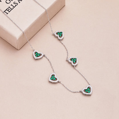 [Lora-Jewelry] Collier scintillant à cinq cœurs