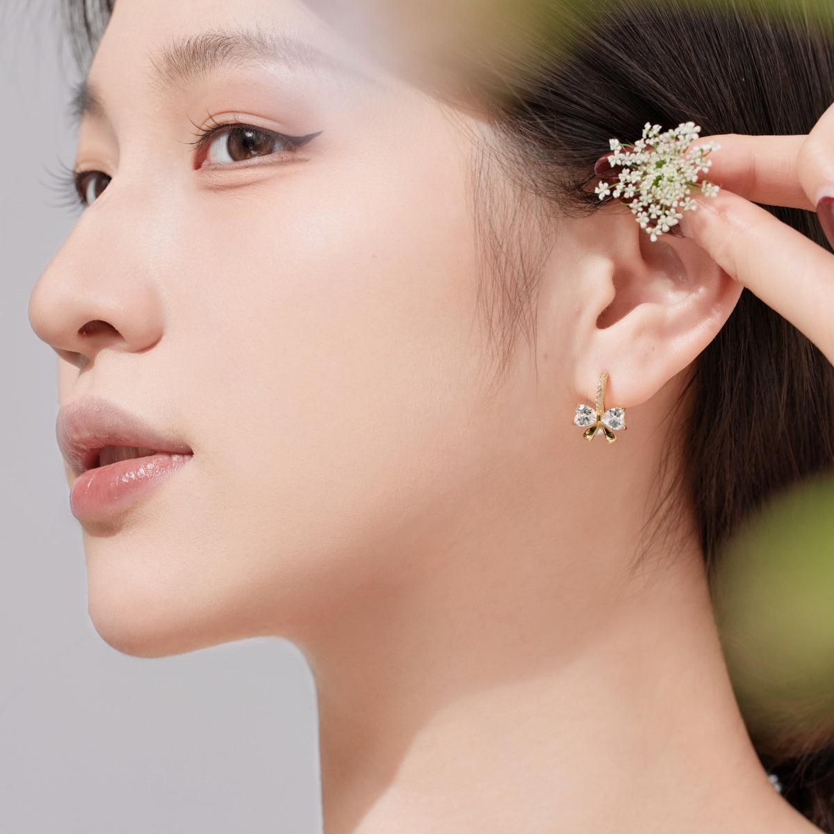 [Lora-Jewelry] Boucles d'oreilles exquises avec un design de nœud en forme de cœur
