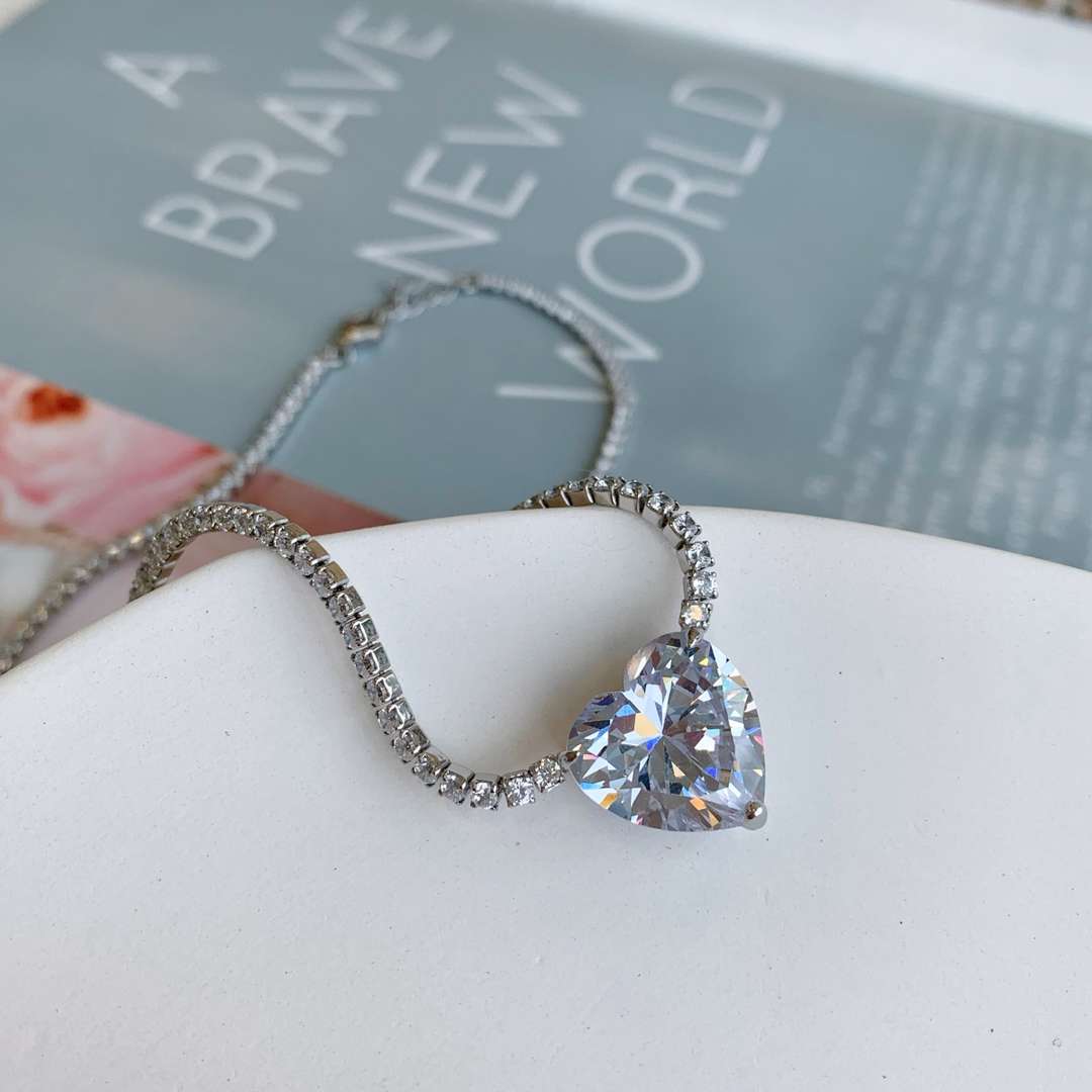 [Lora-Jewelry] Collier tennis polyvalent et coloré en forme de cœur de 8,0 carats