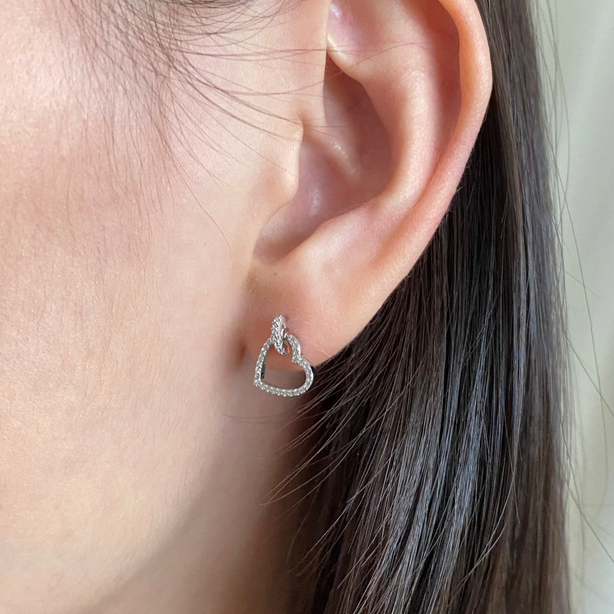 [Lora-Jewelry] Boucles d'oreilles délicates en forme de cœur