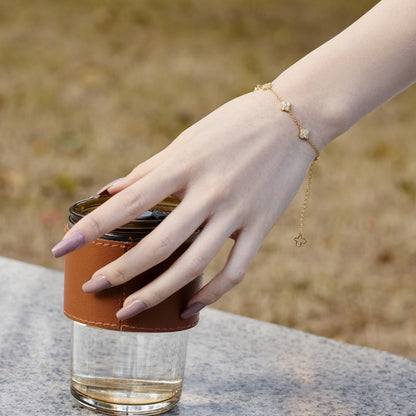 [Lora-Jewelry] Bracelet papillon creux en forme de trèfle à quatre feuilles