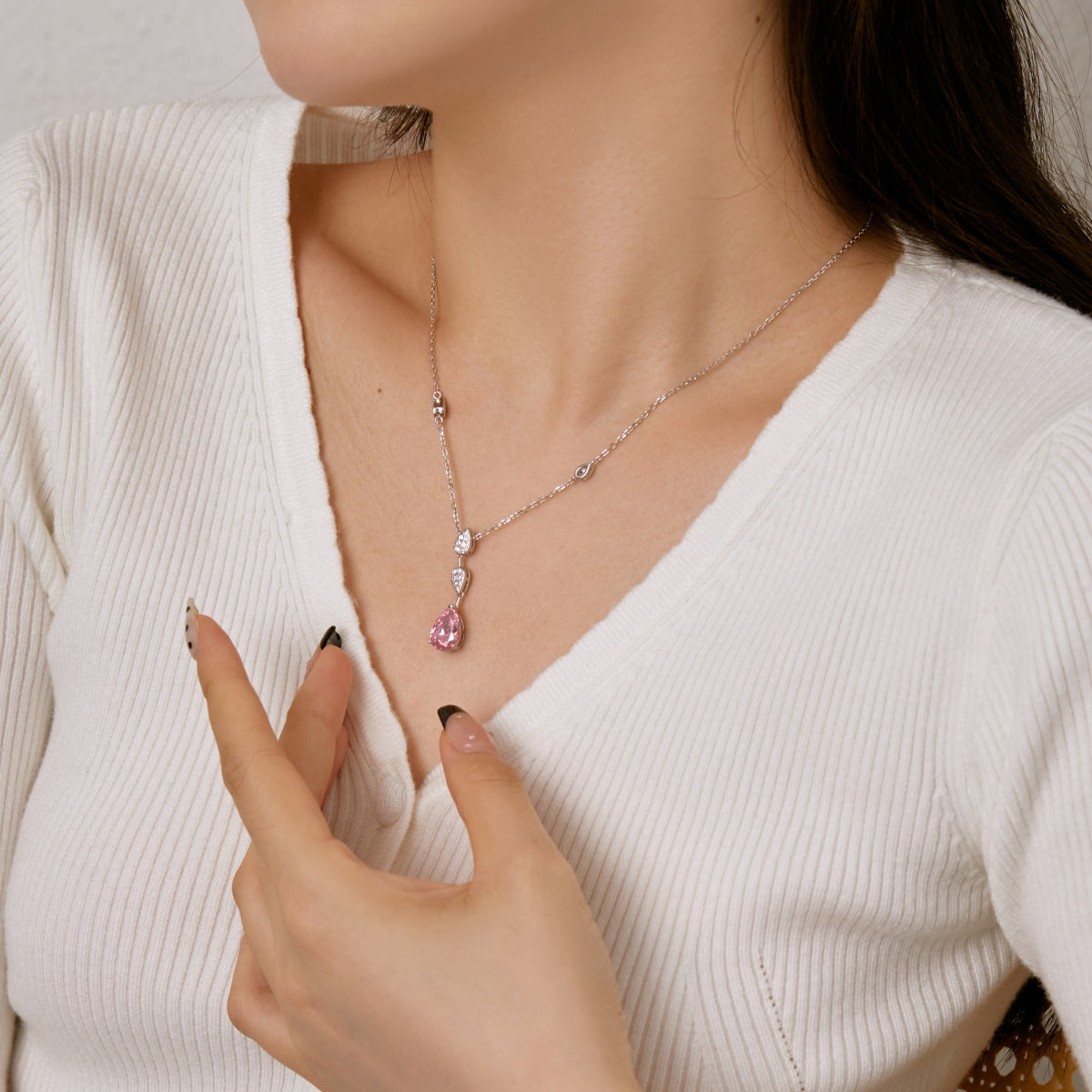 [Lora-Jewelry] Collier éblouissant taille poire