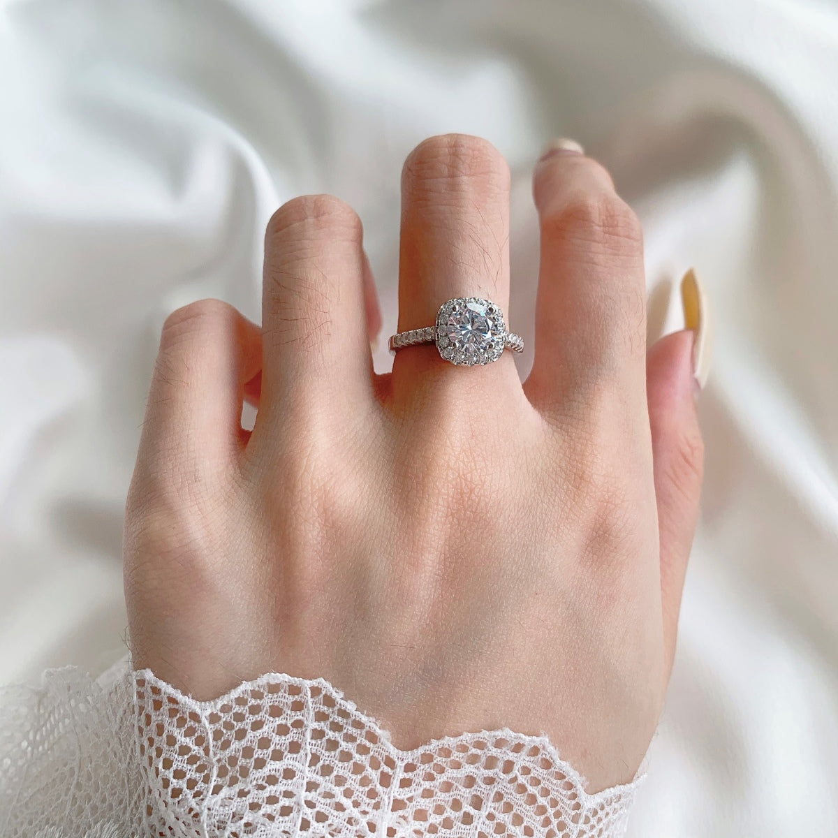 [Lora-Jewelry] Alliance de mariage éblouissante et resplendissante à taille ronde