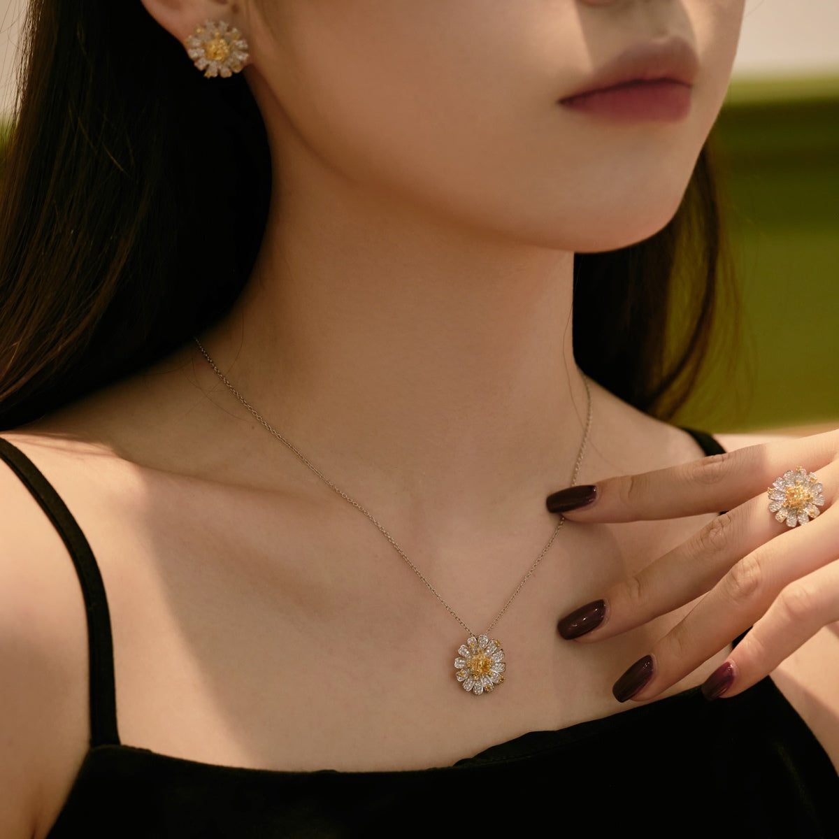[Lora-Jewelry] Collier exquis en forme de marguerite