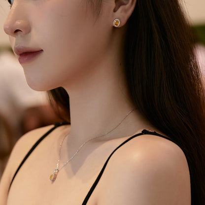[Lora-Jewelry] Boucles d'oreilles délicates à taille ovale radiante