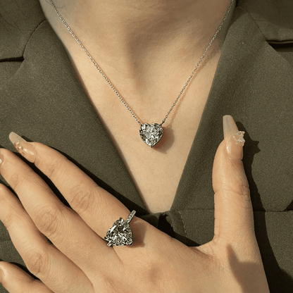 [Lora-Jewelry] Collier en forme de cœur rayonnant de 6,0 carats