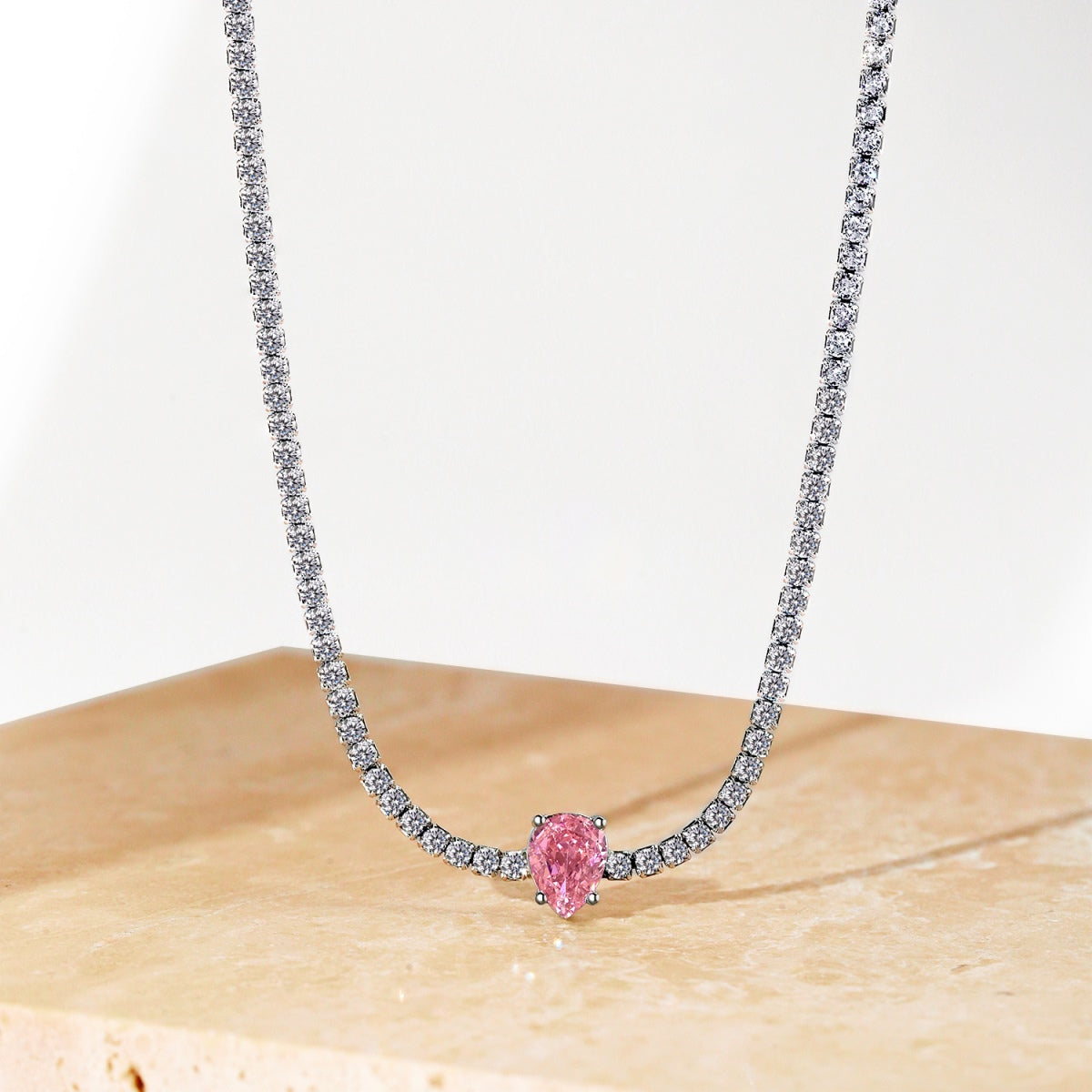 [Lora-Jewelry] Collier tennis unique taille poire de 1,0 carat