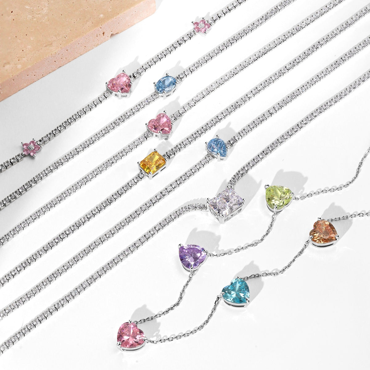 [Lora-Jewelry] Collier éblouissant en forme de cœur rose