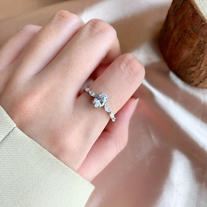 [Lora-Jewelry] Bague de fiançailles luxueuse et vibrante de 0,75 carat, taille coussin allongée