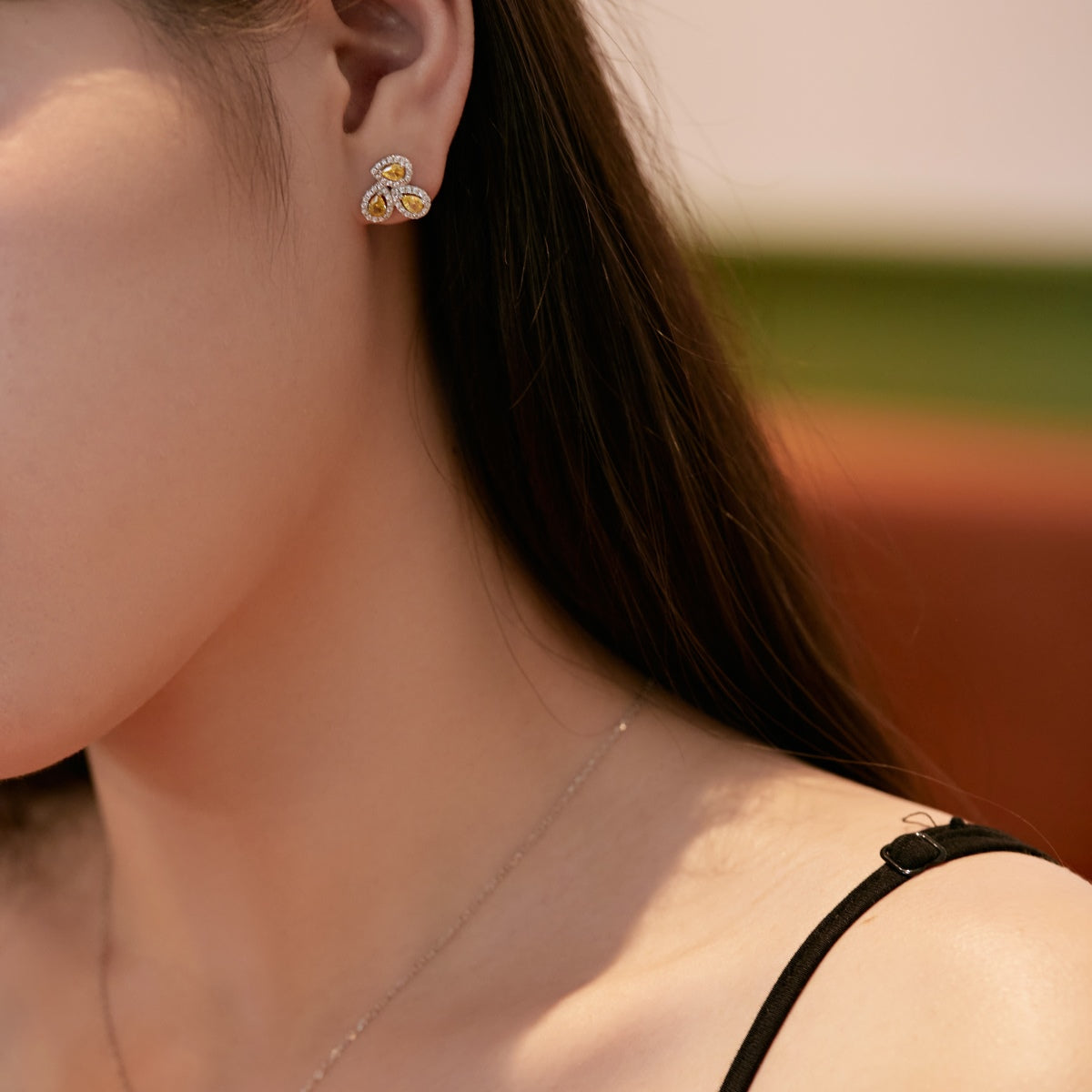 [Lora-Jewelry] Boucles d'oreilles ornées en forme de fleur taille poire
