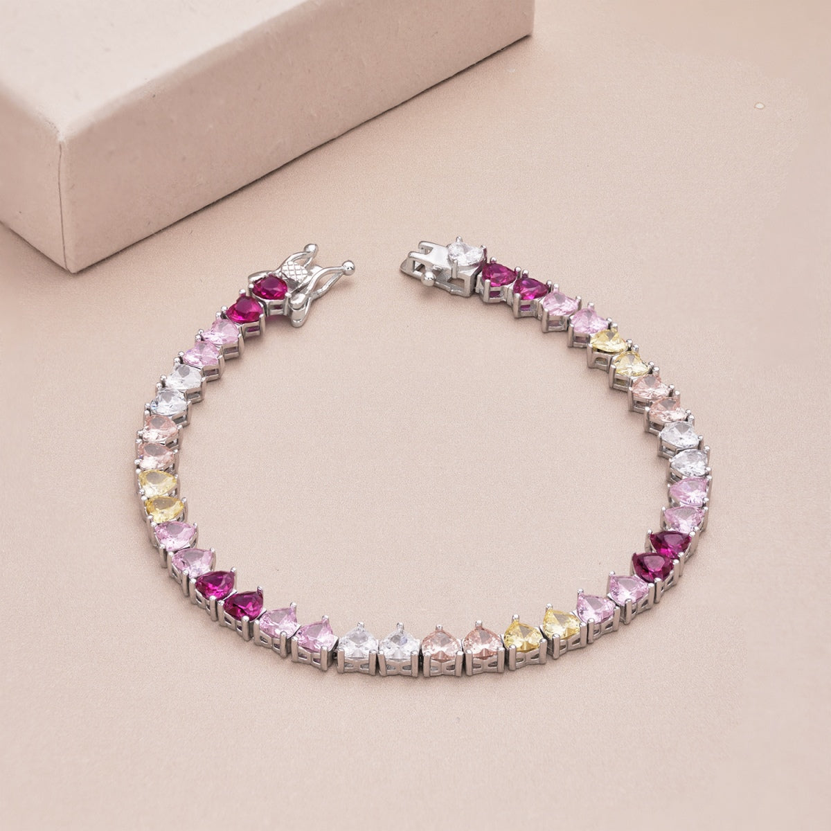 [Lora-Jewelry]Luxurious Colorful Romantic Heart Shape Lover Bracelet