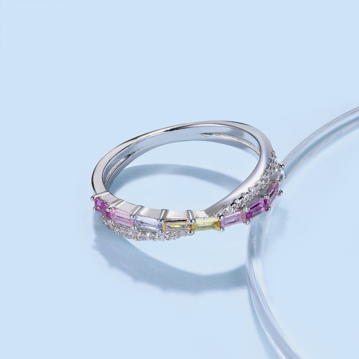 [Lora-Jewelry] Bague de fête énergique et élégante à taille radiante