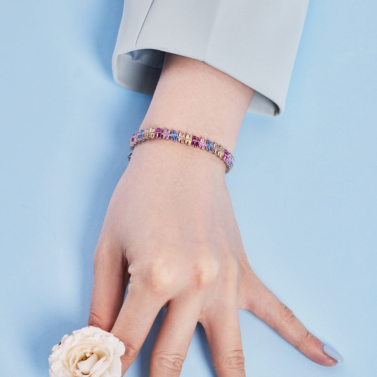 [Lora-Jewelry]Sparkling Exquisite Multi Cut Party Bracelet