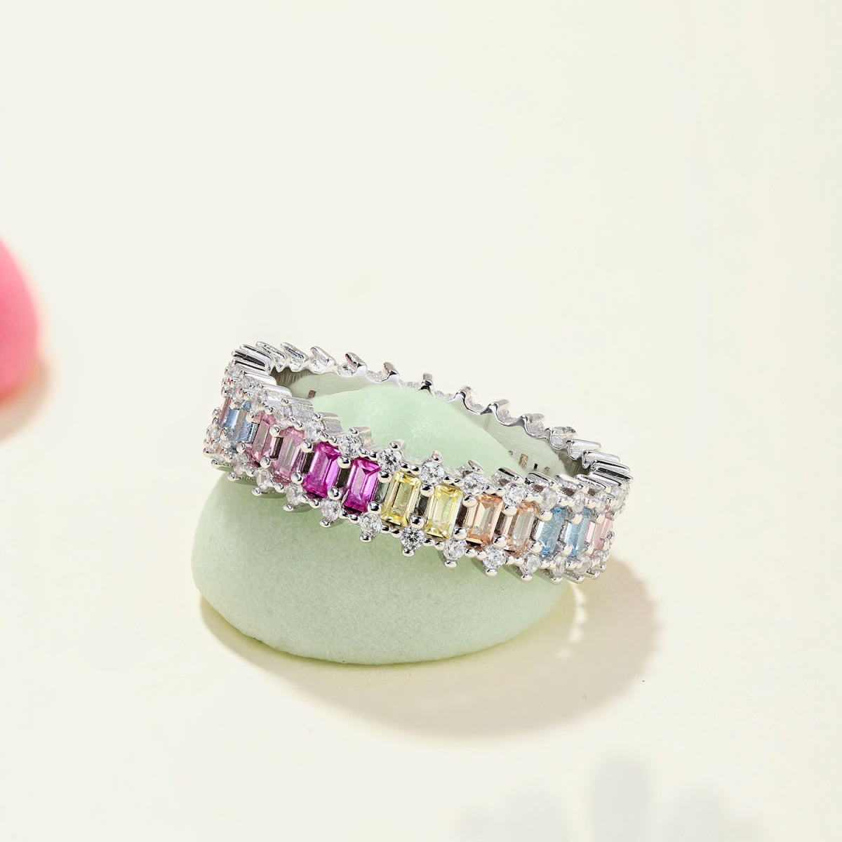 [Lora-Jewelry] Bague cocktail ornée d'une émeraude éclatante
