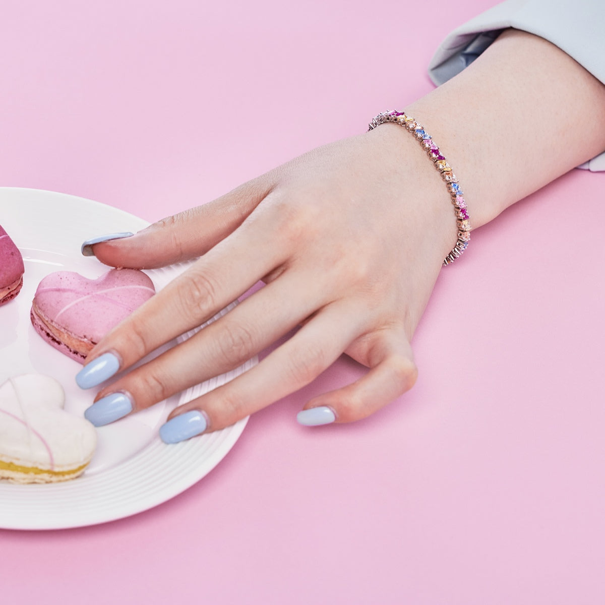[Lora-Jewelry] Bracelet de fête orné et scintillant à plusieurs coupes