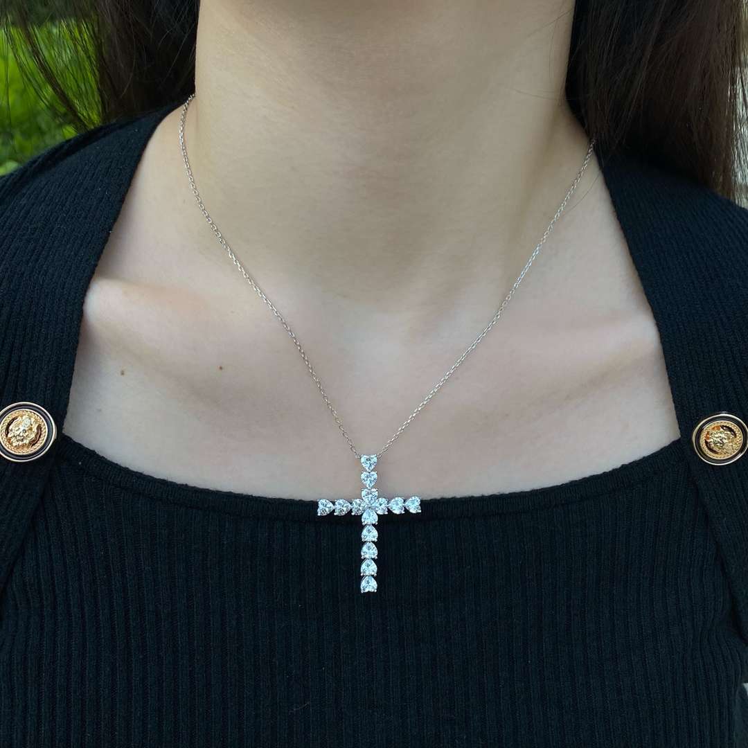 [Lora-Jewelry] Collier en forme de croix rayonnante