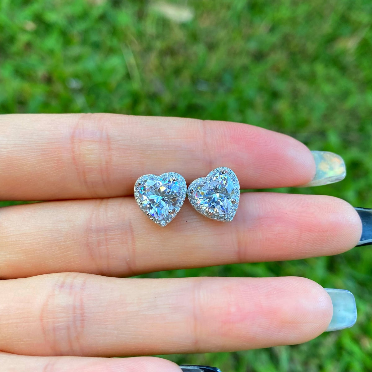 [Lora-Jewelry] Boucles d'oreilles scintillantes en forme de cœur