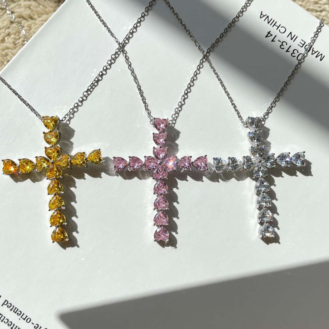 [Lora-Jewelry] Collier en forme de croix rayonnante