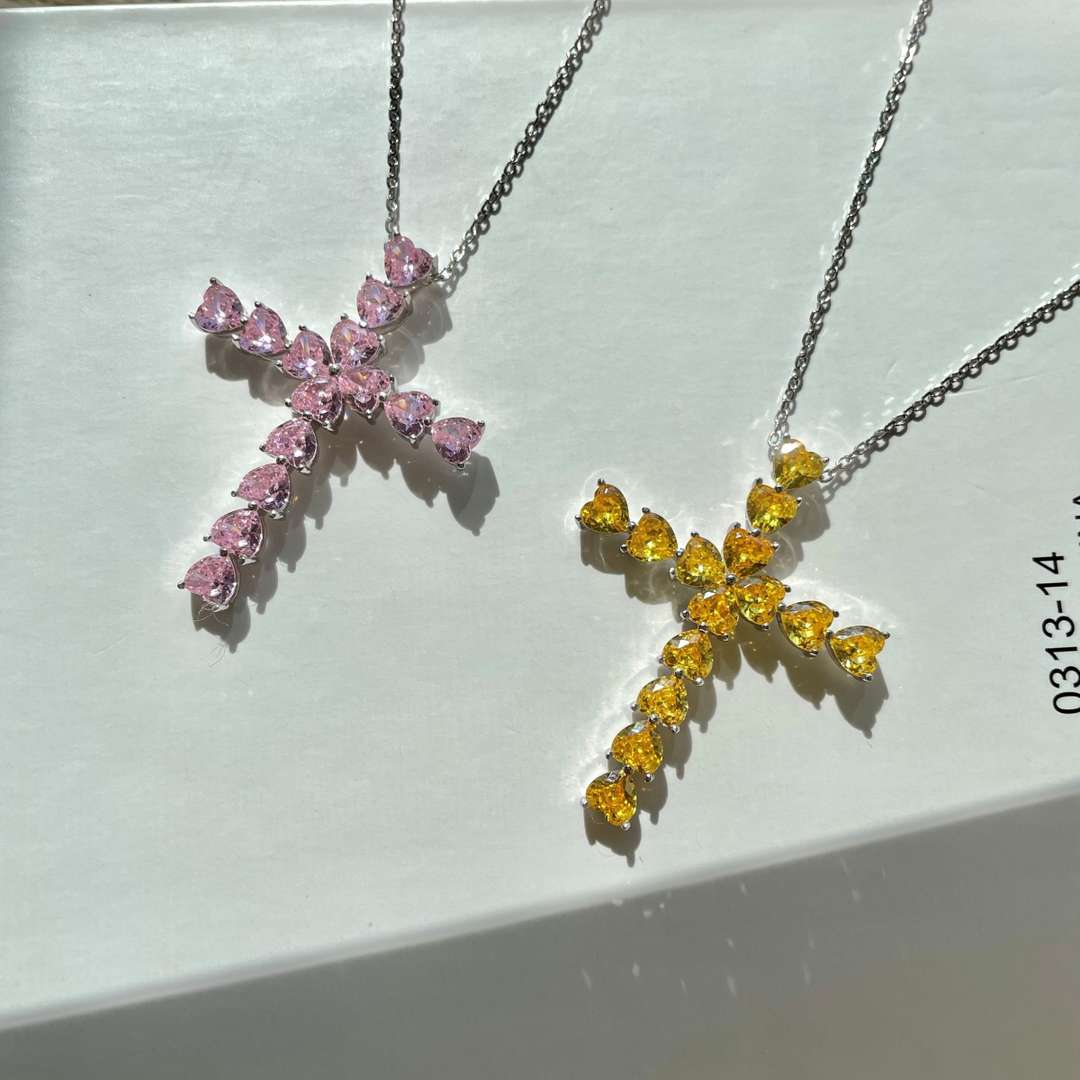[Lora-Jewelry] Collier en forme de croix rayonnante