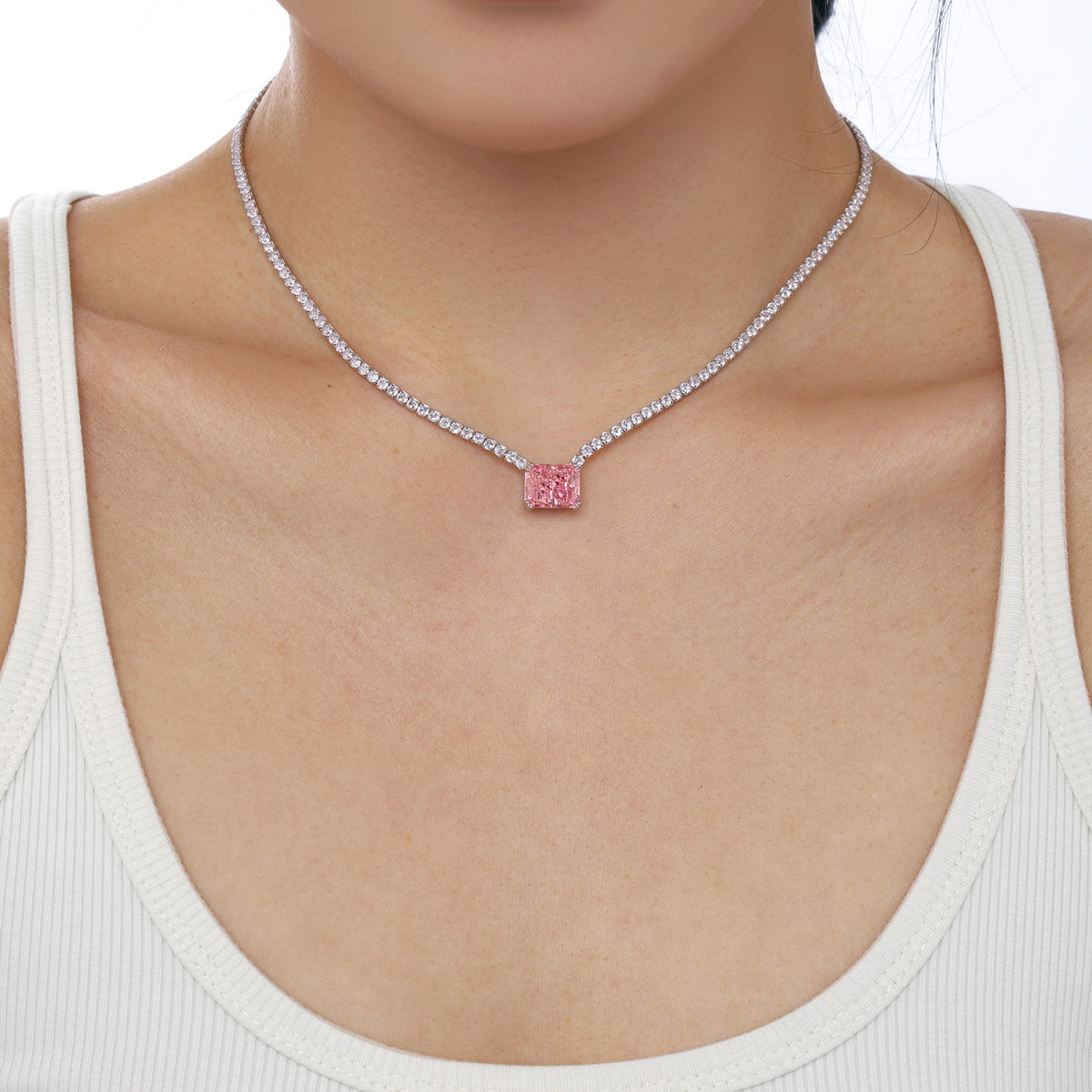 [Lora-Jewelry] Collier élégant taille radiant de 4,0 carats