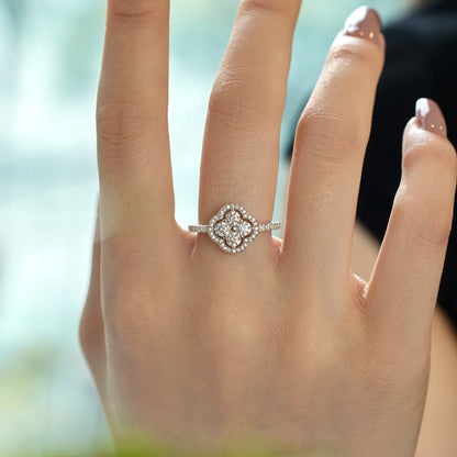 [Lora-Jewelry] Bague à motif de trèfle à quatre feuilles