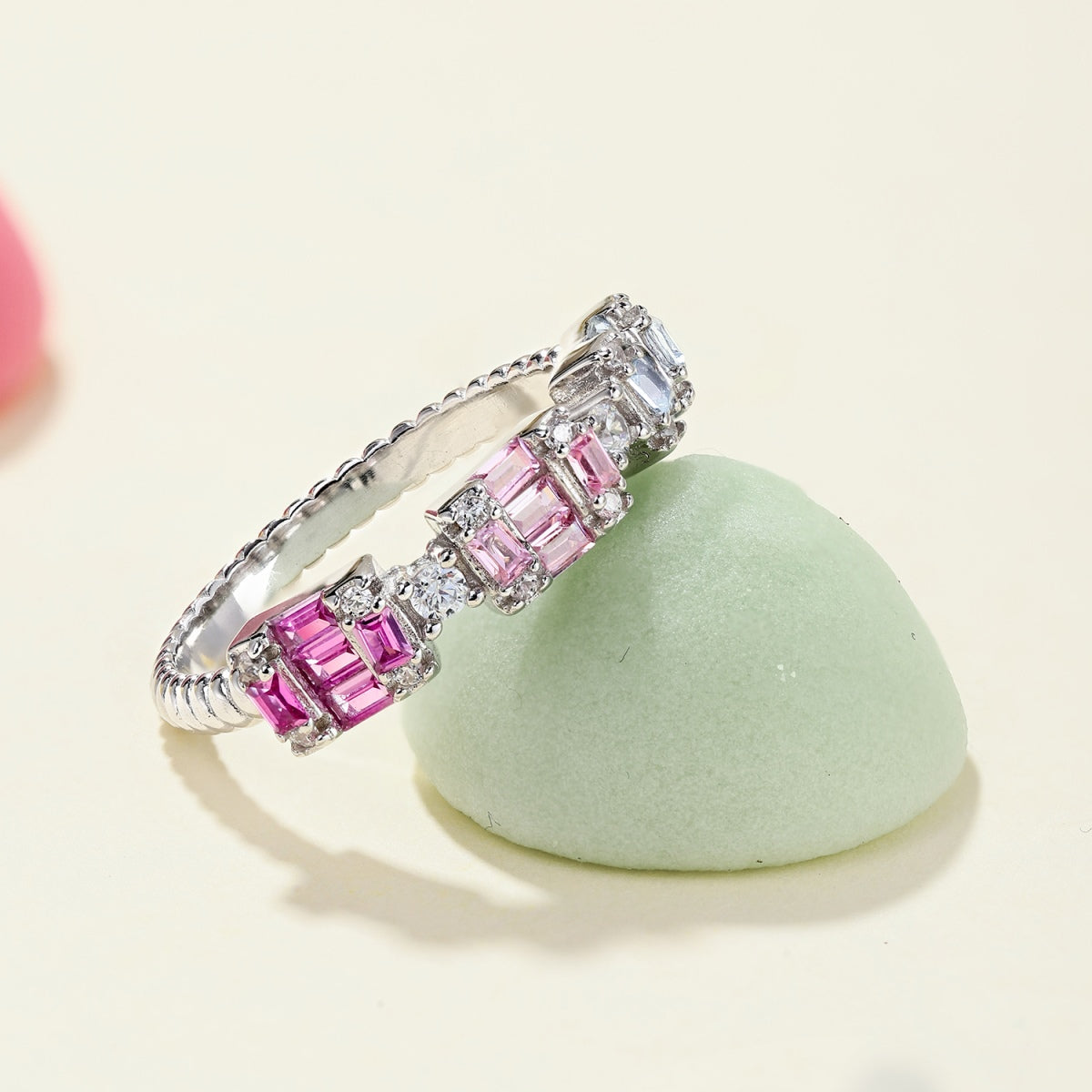 [Lora-Jewelry]ユニークなカラフルなエメラルドカットのパーティーリング