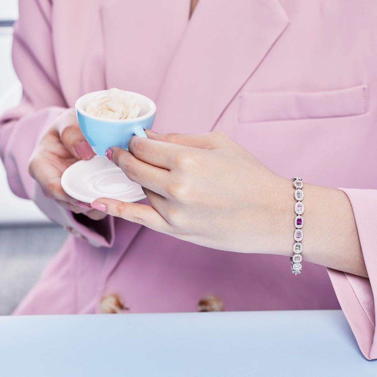 [Lora-Jewelry] Bracelet quotidien exquis en émeraude taillée