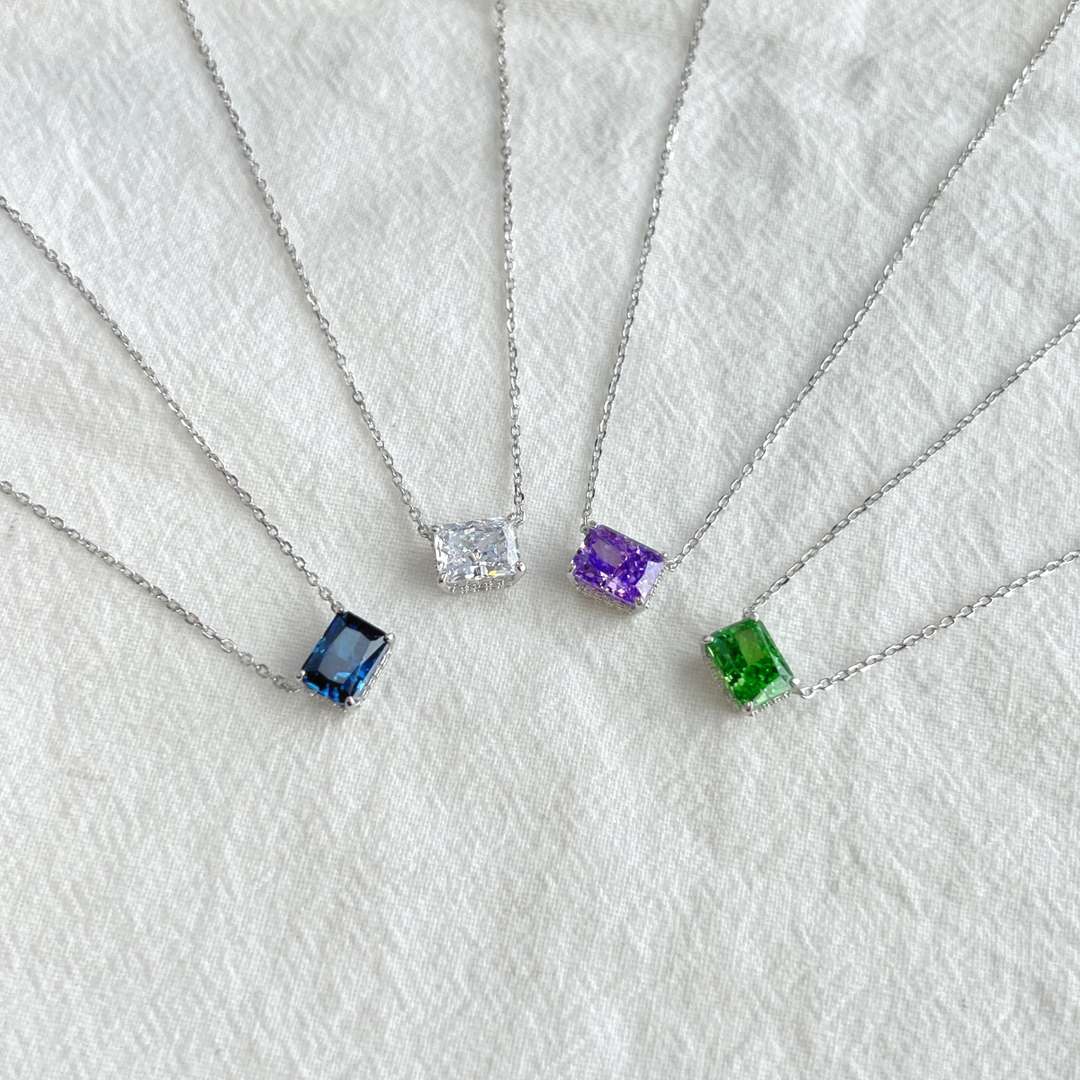 [Lora-Jewelry] Collier luxueux de forme carrée et coloré