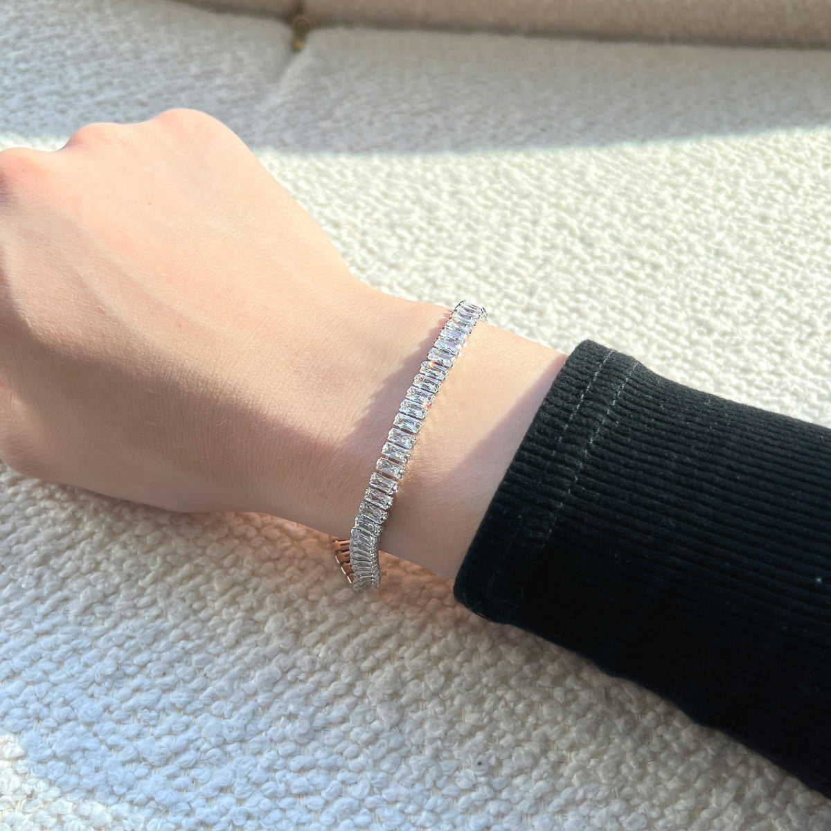 [Lora-Jewelry]美しいエメラルドカットのデイリーブレスレット