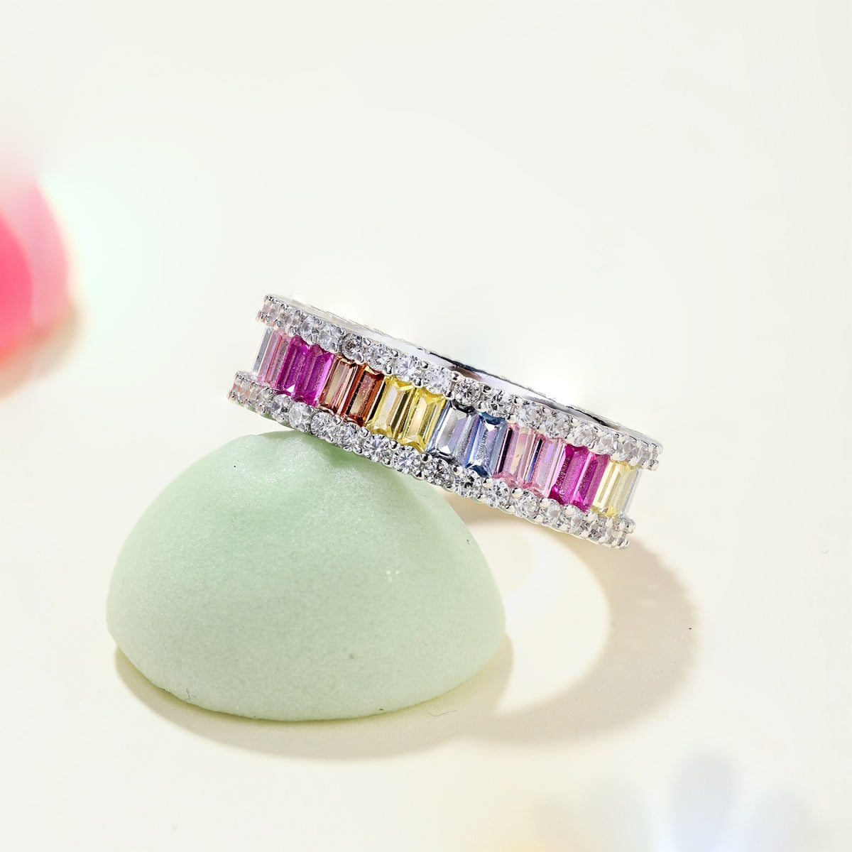 [Lora-Jewelry] Bague quotidienne délicate en émeraude kaléidoscopique
