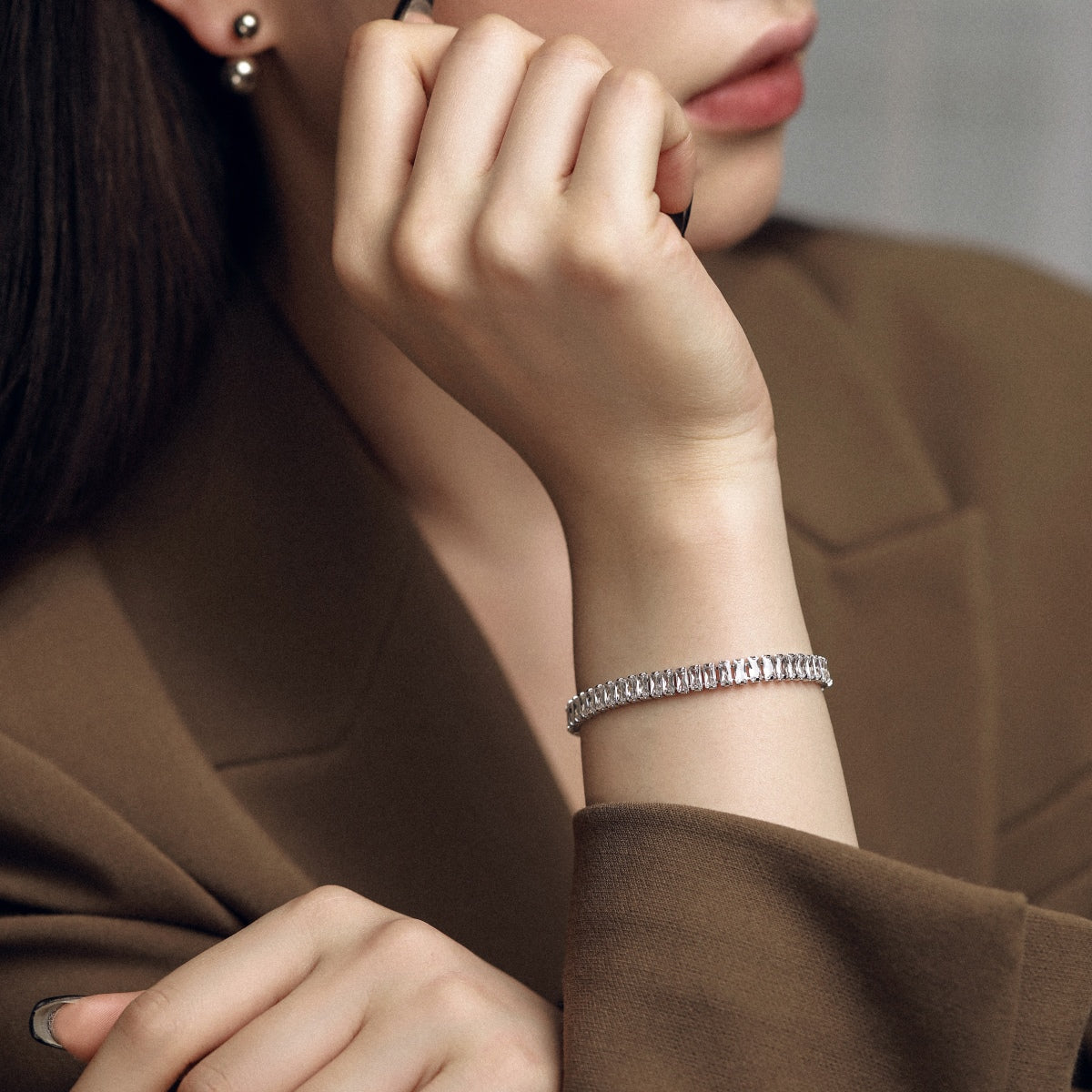[Lora-Jewelry]美しいエメラルドカットのデイリーブレスレット