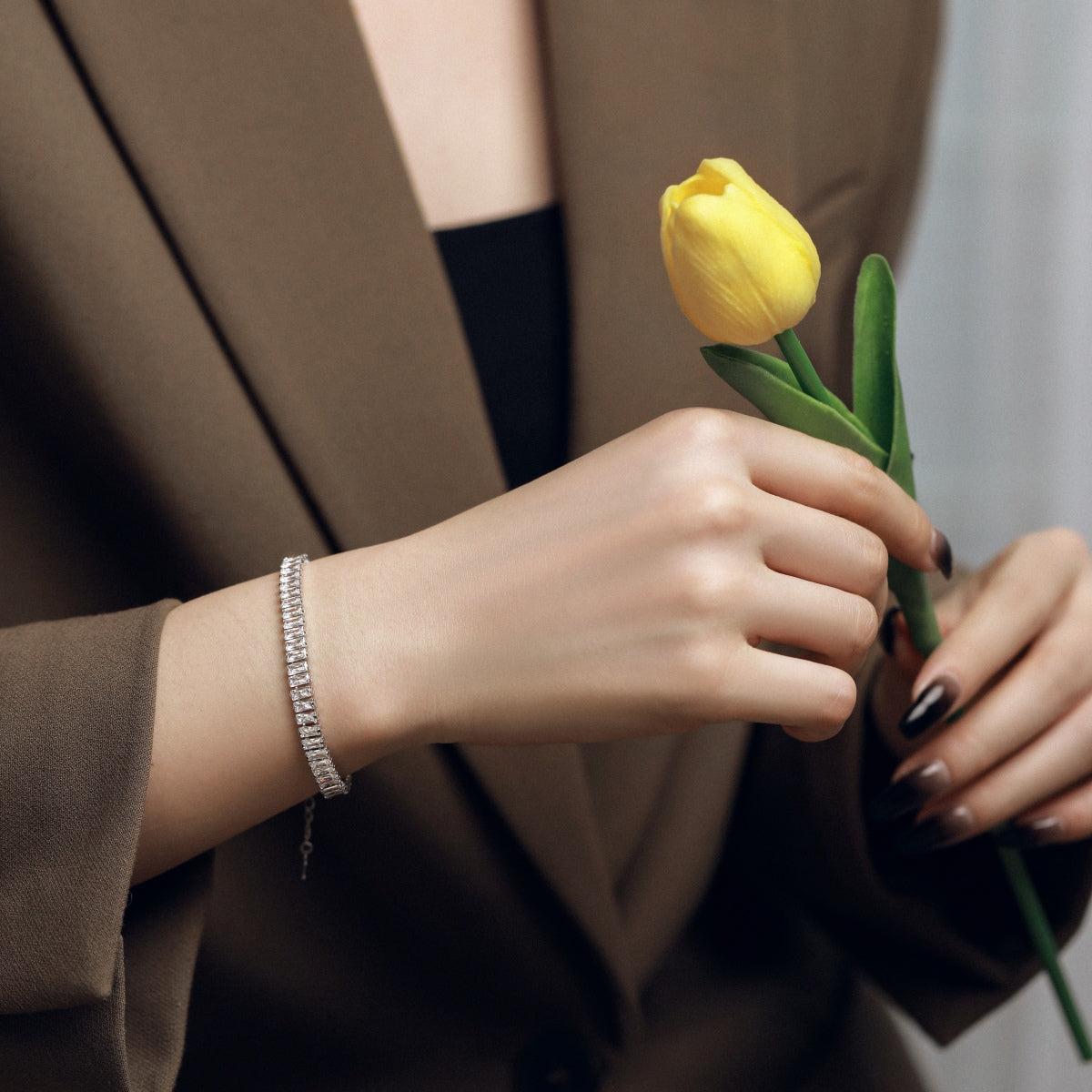 [Lora-Jewelry]美しいエメラルドカットのデイリーブレスレット