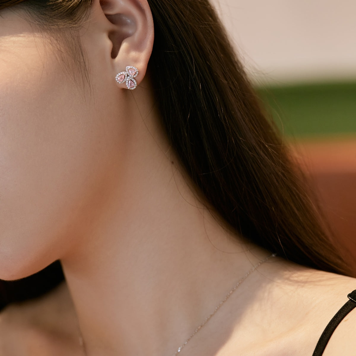 [Lora-Jewelry] Boucles d'oreilles ornées en forme de fleur taille poire