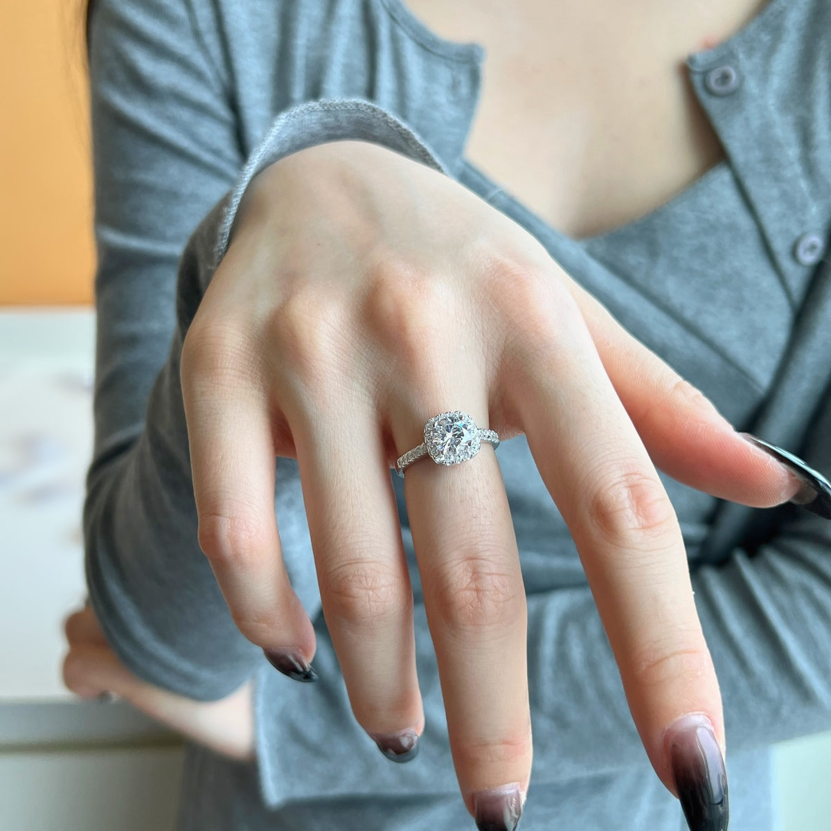 [Lora-Jewelry] Alliance de mariage éblouissante et resplendissante à taille ronde