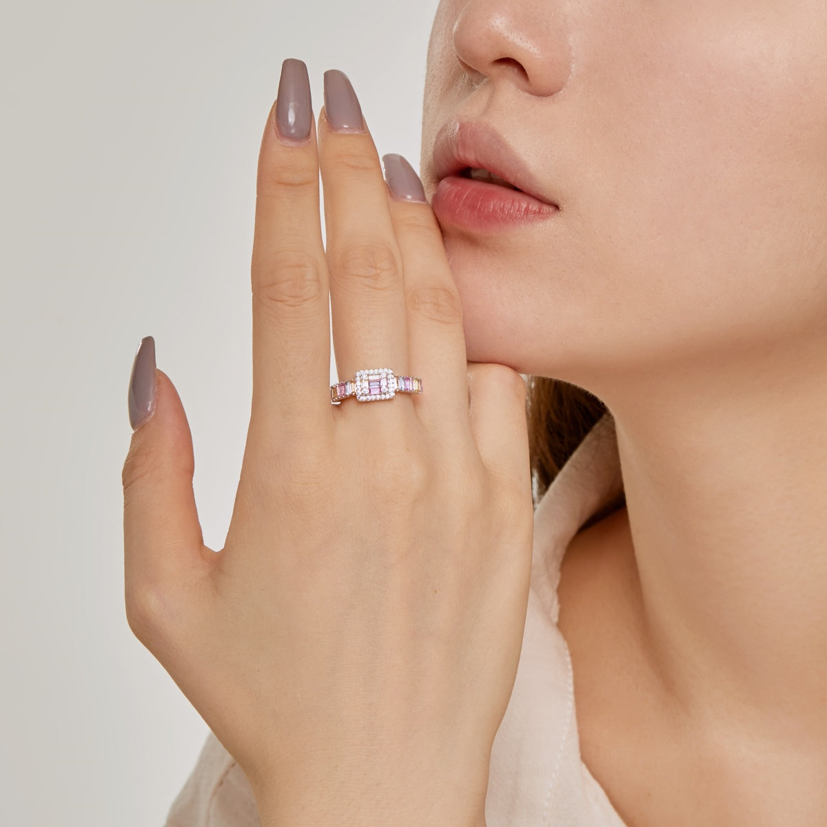 [Lora-Jewelry] Bague de fête exquise et colorée à coupe radiante
