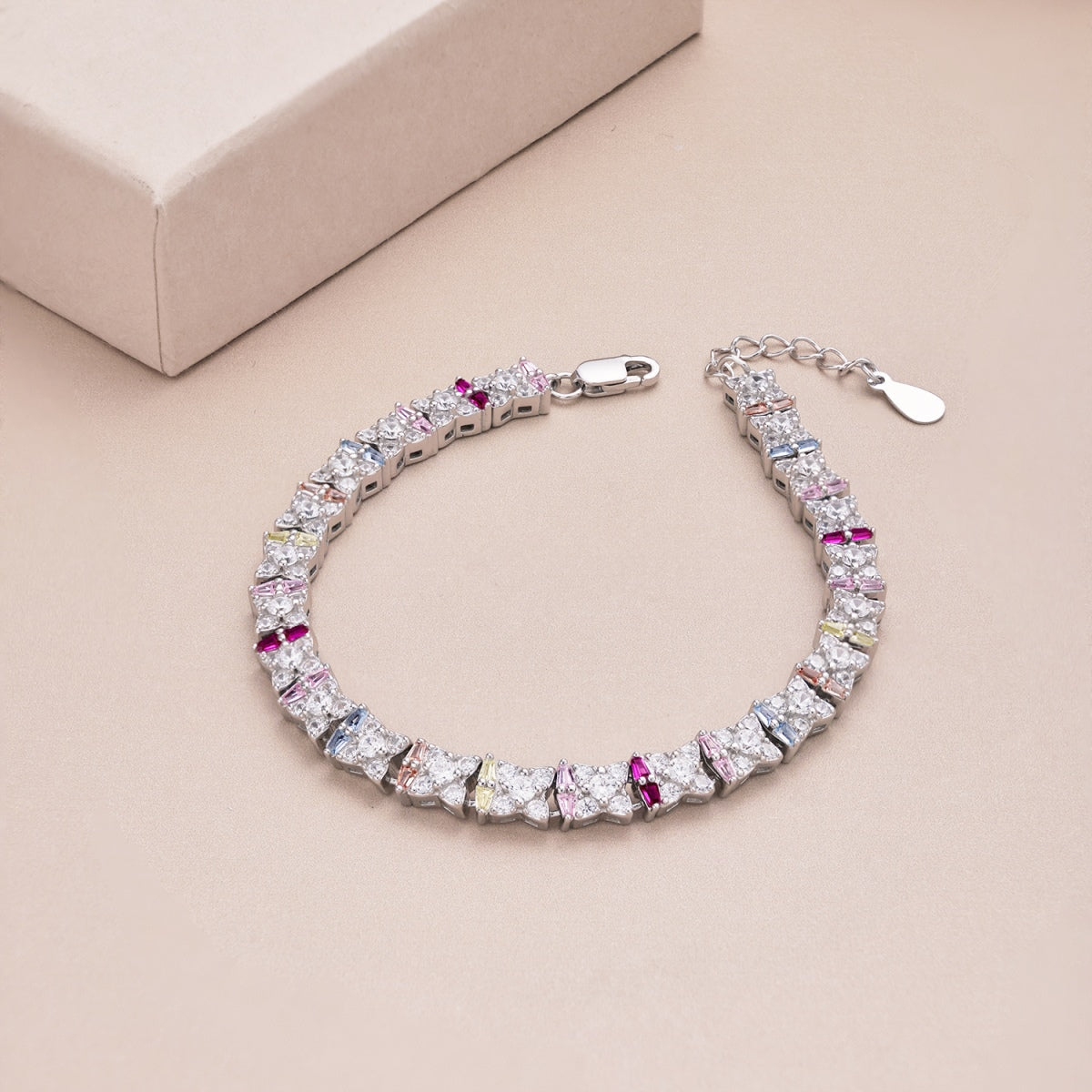 [Lora-Jewelry] Bracelet quotidien unique en forme de fleur colorée
