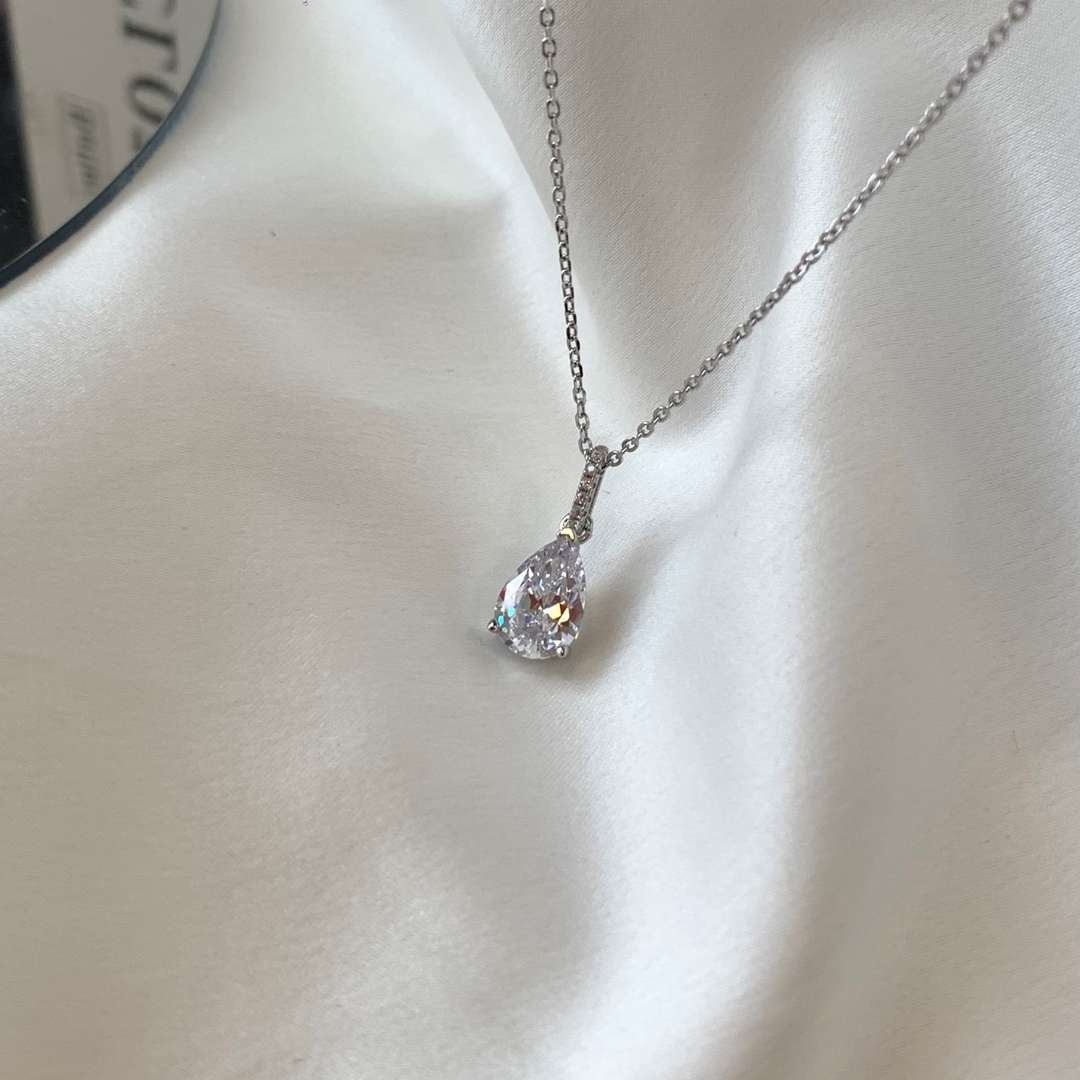 [Lora-Jewelry] Collier tendance délicat en forme de goutte d'eau