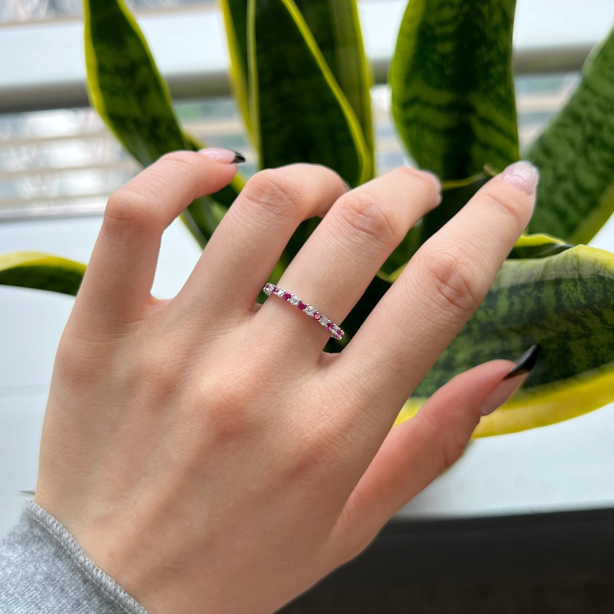 [Lora-Jewelry] Superbe bague tennis ronde colorée
