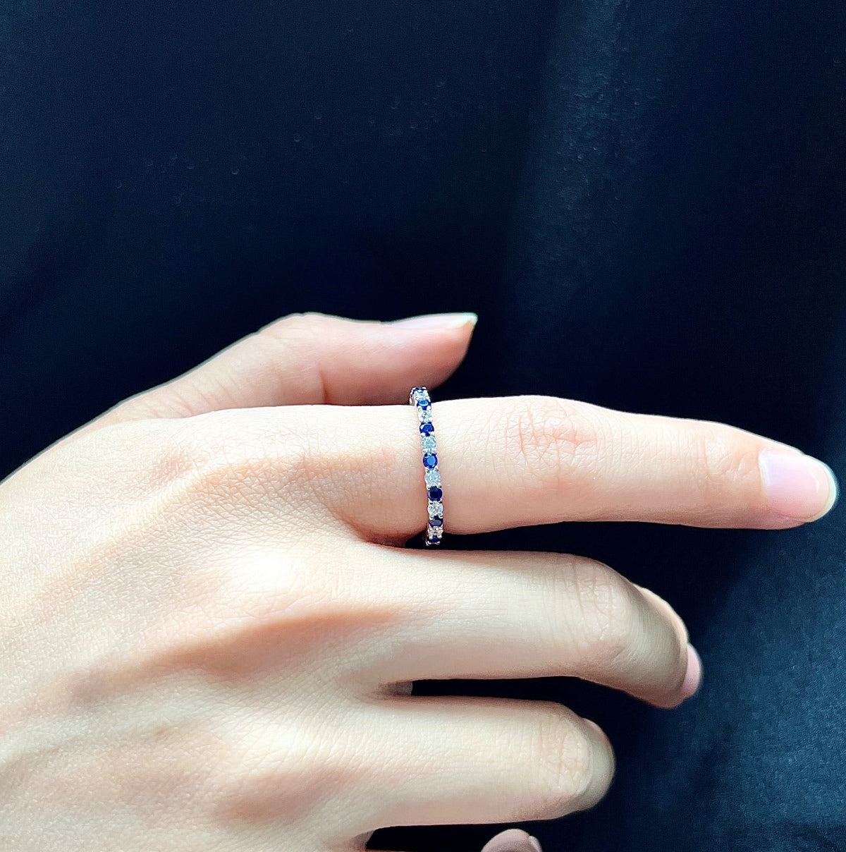 [Lora-Jewelry] Superbe bague tennis ronde colorée