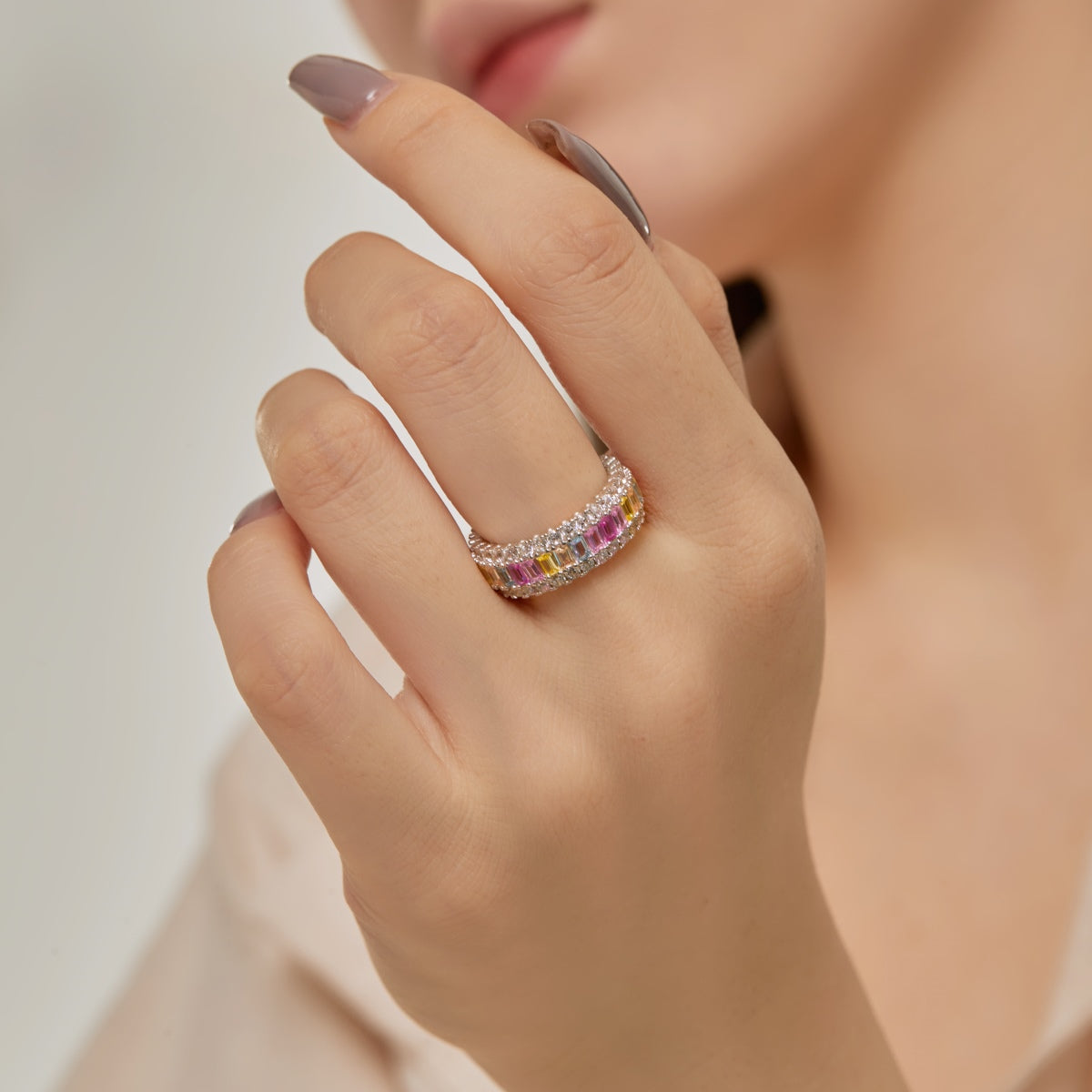 [Lora-Jewelry] Bague quotidienne délicate et colorée à taille radiante