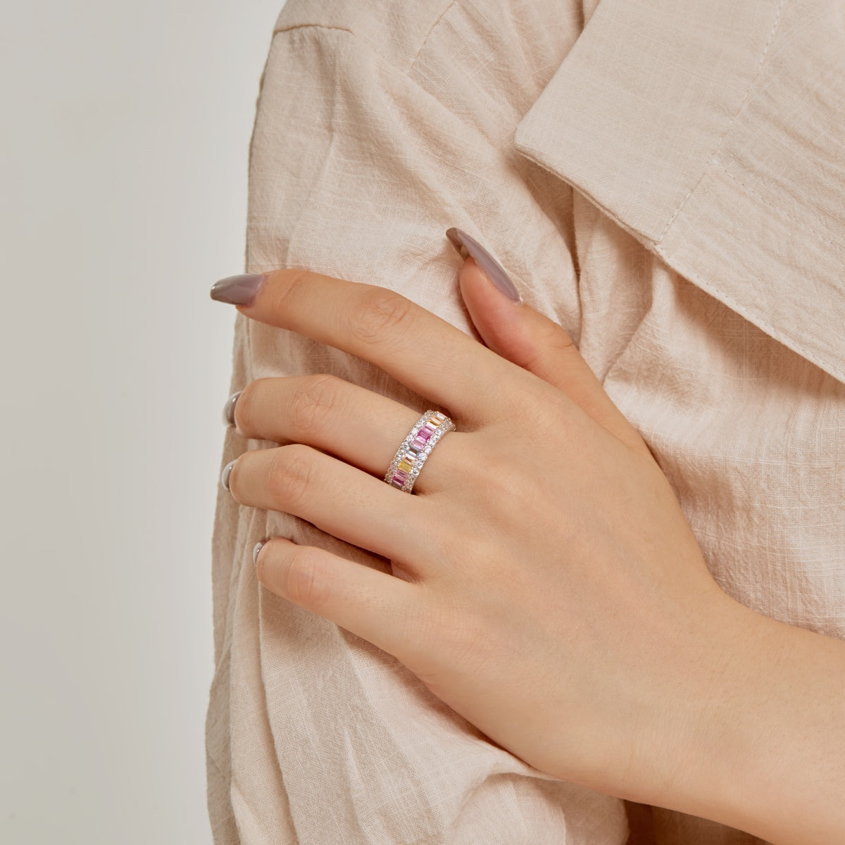 [Lora-Jewelry] Bague quotidienne délicate et colorée à taille radiante