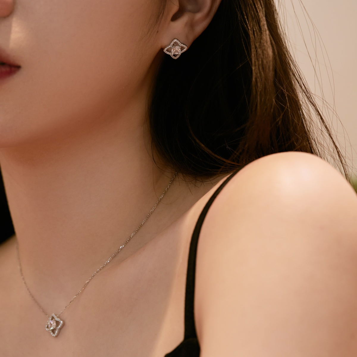 [Lora-Jewelry] Boucles d'oreilles élégantes en forme d'étoile taille princesse pour un usage quotidien