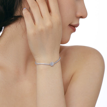 [Lora-Jewelry] Bracelet de banquet luxueux et éblouissant de forme carrée