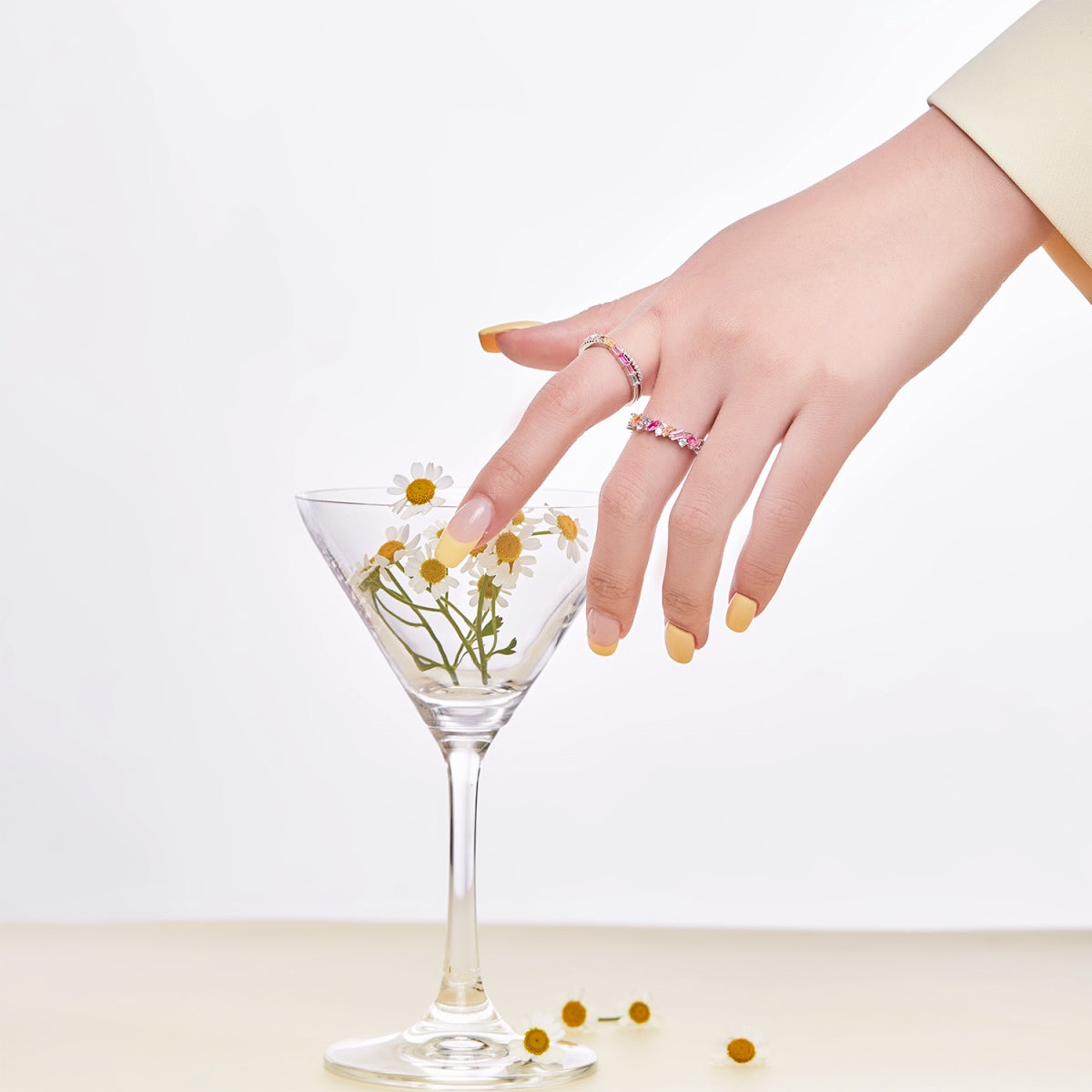 [Lora-Jewelry]まばゆいばかりの多色マルチカットデイリーリング