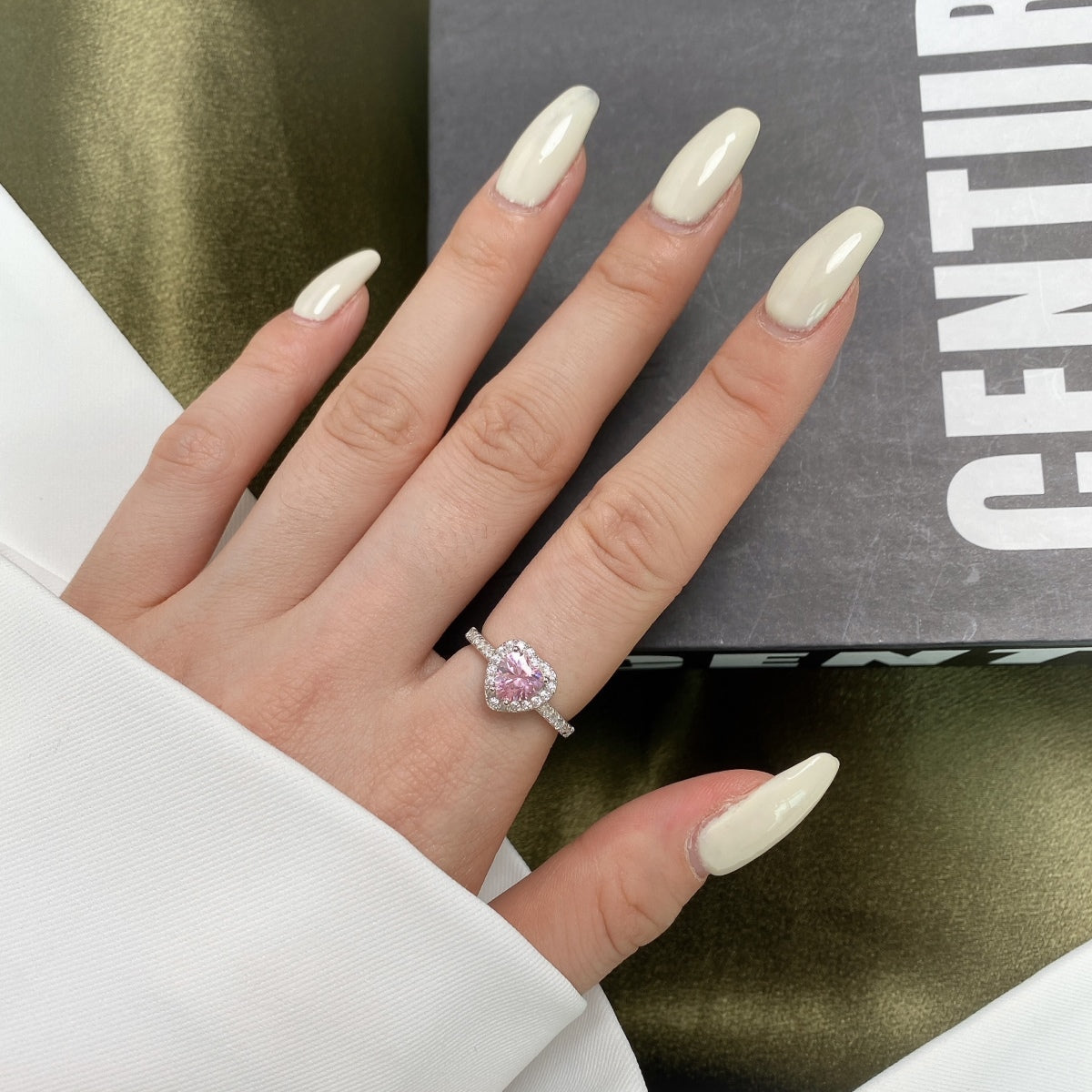 [Lora-Jewelry] Bague d'amour romantique en forme de cœur éclaboussante et éternelle