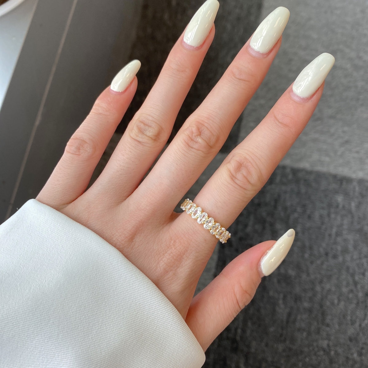 [Lora-Jewelry] Bague tennis ovale ornée